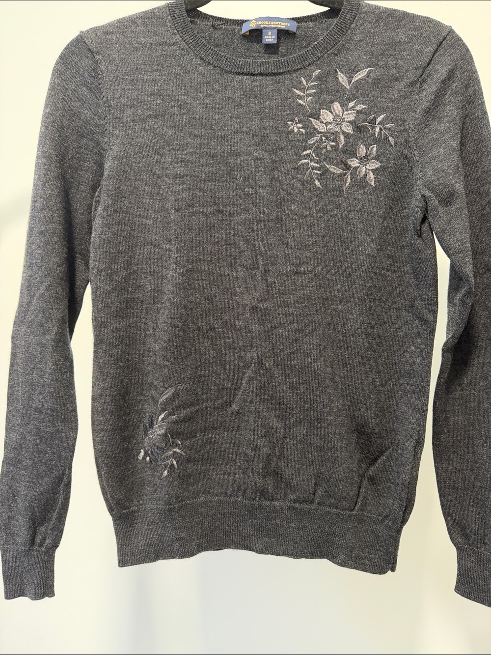 Brooks Brothers Women’s Charcoal Gray 100% Merino Floral Crewneck Sweater